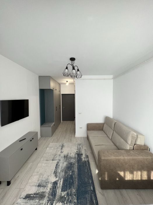Închiriez garsoniera zona Nordic
