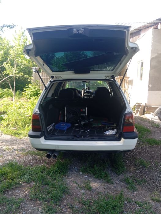 Golf универсал.