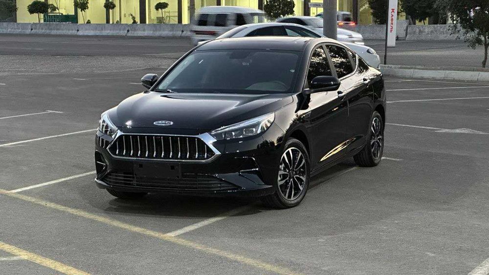 JAC J7 Sedan skidka narxlarda olishga ulgurib qoling