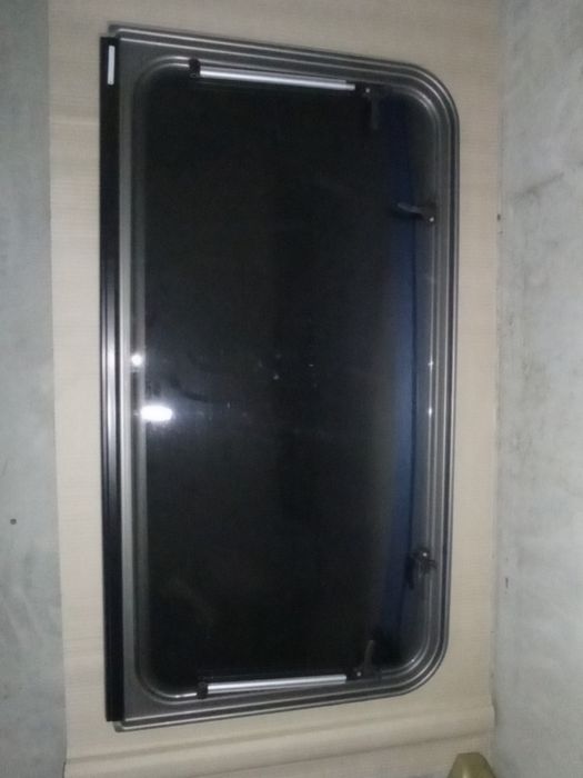 Прозорци за каравана Fendt и Tabbert