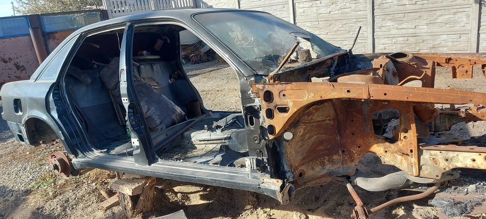 Продам ауди а6 с4