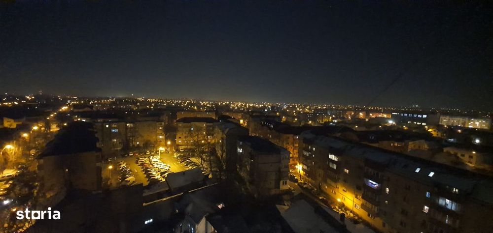 Proprietar Inchiriez apartament cu 3 camere si garaj