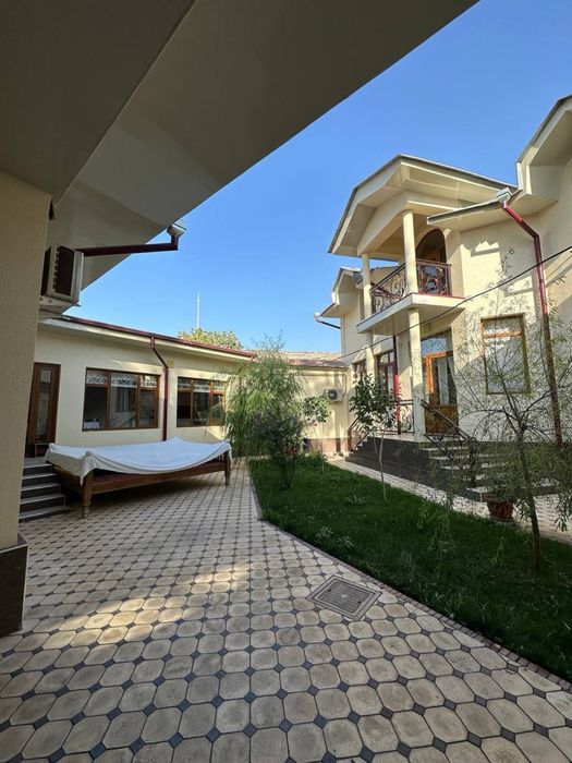 Дом участок Уста ширин Юнусабадский