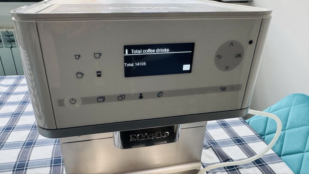 Espressor Miele 6350 One Touch