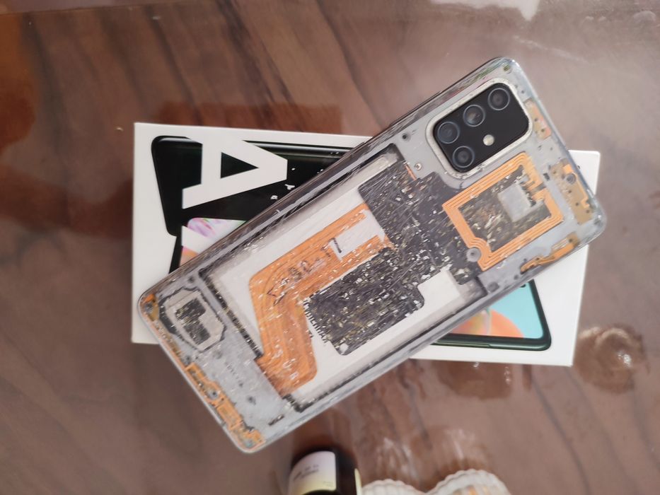 продам Samsung a71 на 128гб