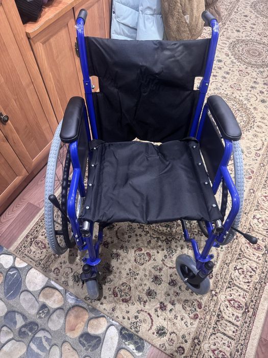 Инвалидная коляска