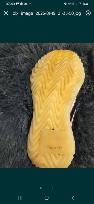 Adidasi adidas mărimea 39