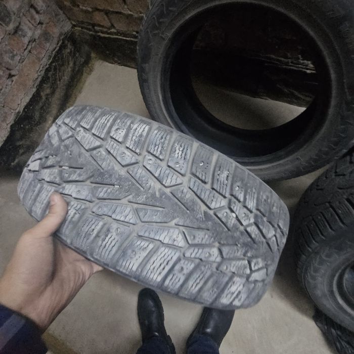 Продам хакапелита шины