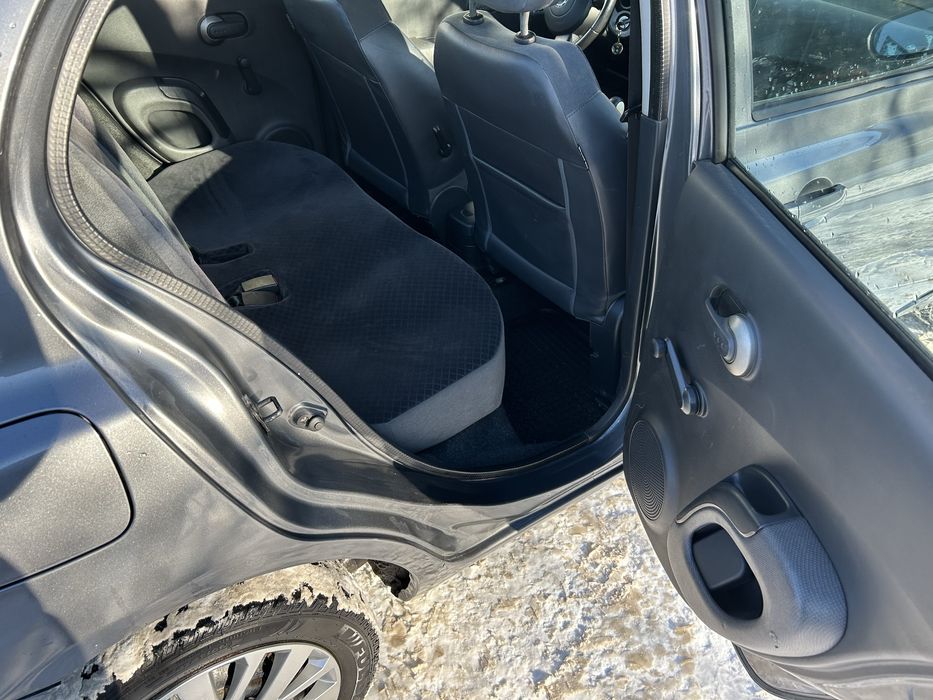 Nissan Micra 1.3 i - 160.000 km - ingrijit tehinic si estetic -