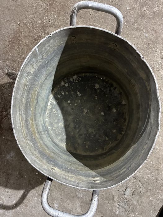 Продам кастрюлю алюминиевую