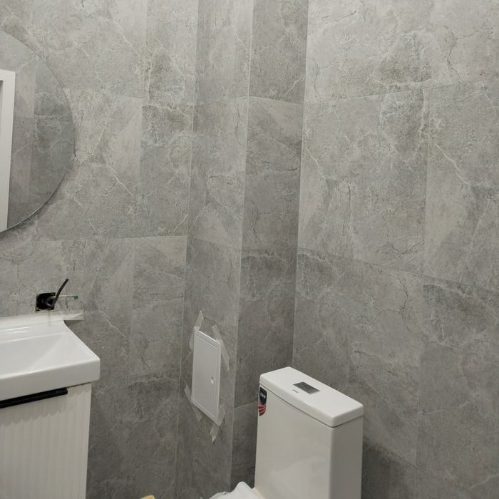 Кафельщик со стпжом 20 лет