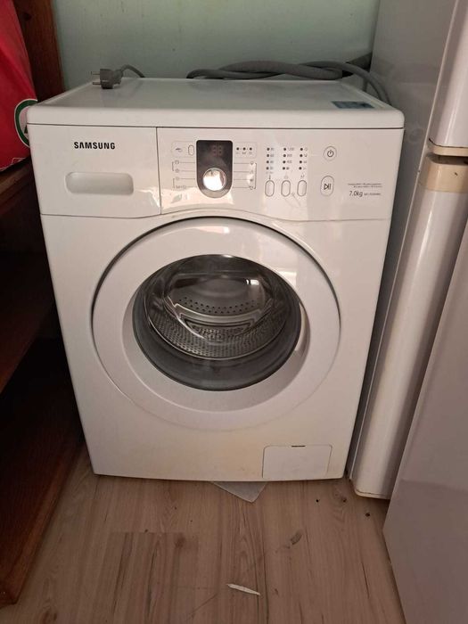 Mașină de spălat rufe