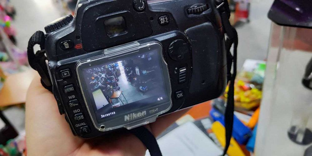 Фотоаппарат зеркальный Nikon D80 с объективом 18-135мм+сумка б.у