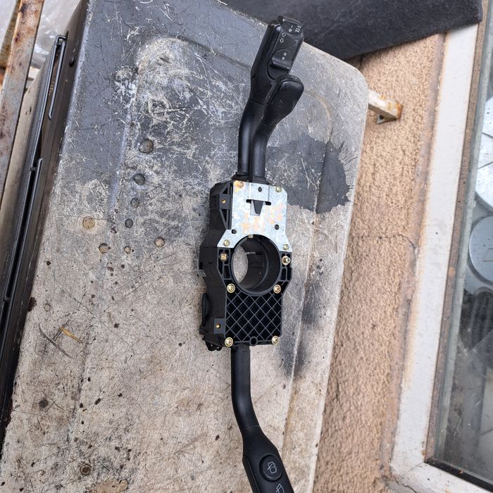 Оригинален лост  фарове/чистачки AUDI А4/A8/S8 Vw Turan