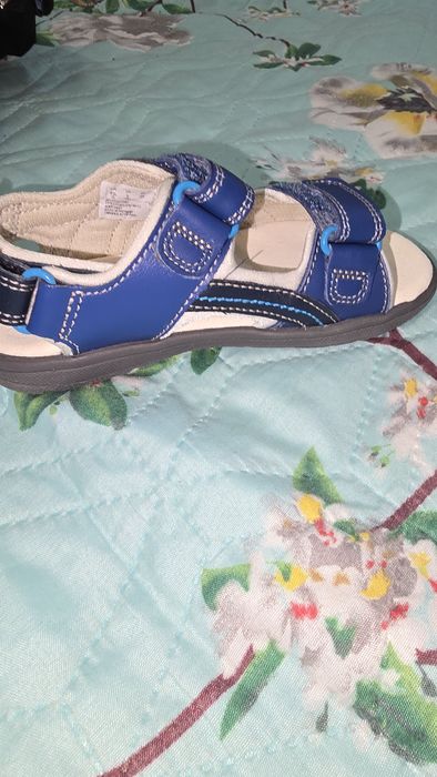 Маркови бебешки сандали 30 лева намаление