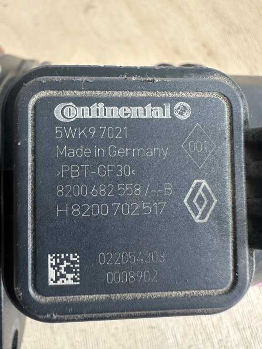 Debitmetru aer RENAULT CLIO 4 cod piesa 8200702517