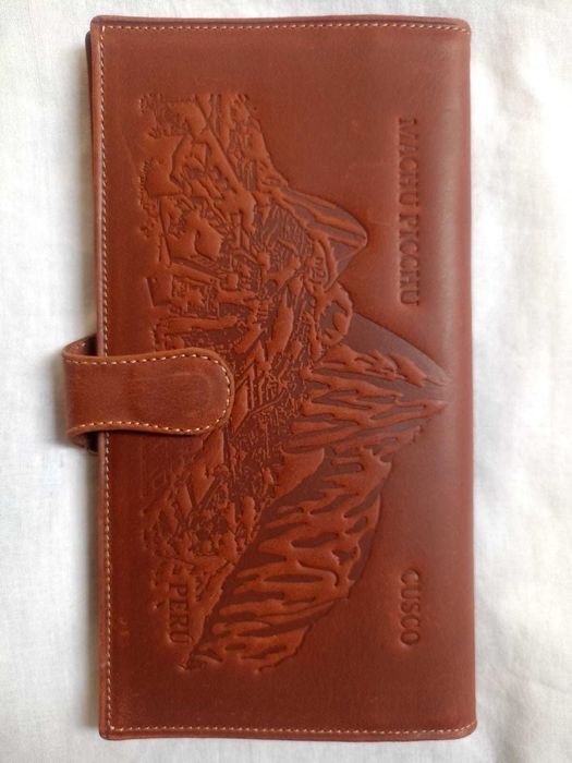 Портфейл от естествена кожа, от Перу