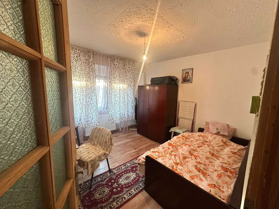 proprietar vand apartament 2 camere