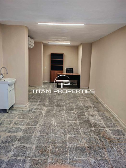 Офис, под наем, Автогара