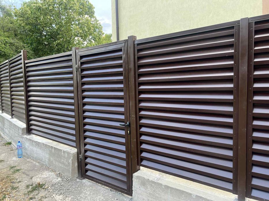 Ламелни врати,порти,огради тип щора (плъзгащи)