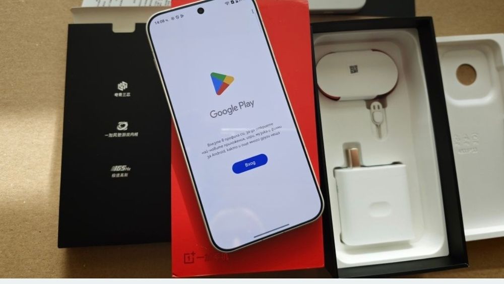 Фабрично ЗАПЕЧАТАН OnePlus 15 Esim , Android auto и Xiaomi 17pro max 12/512GB