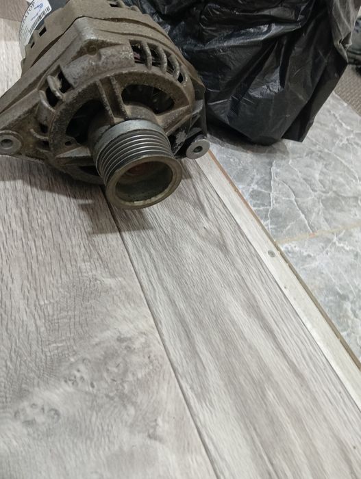 Генератор б/у на Лада калина, Лада гранта.