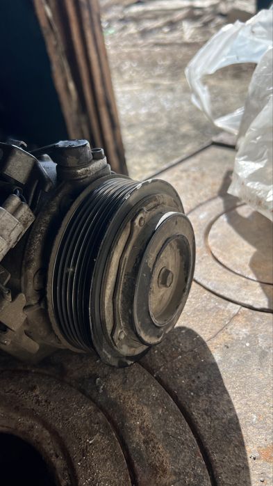 Продам компрессор кондиционера 2gr fe 3.5