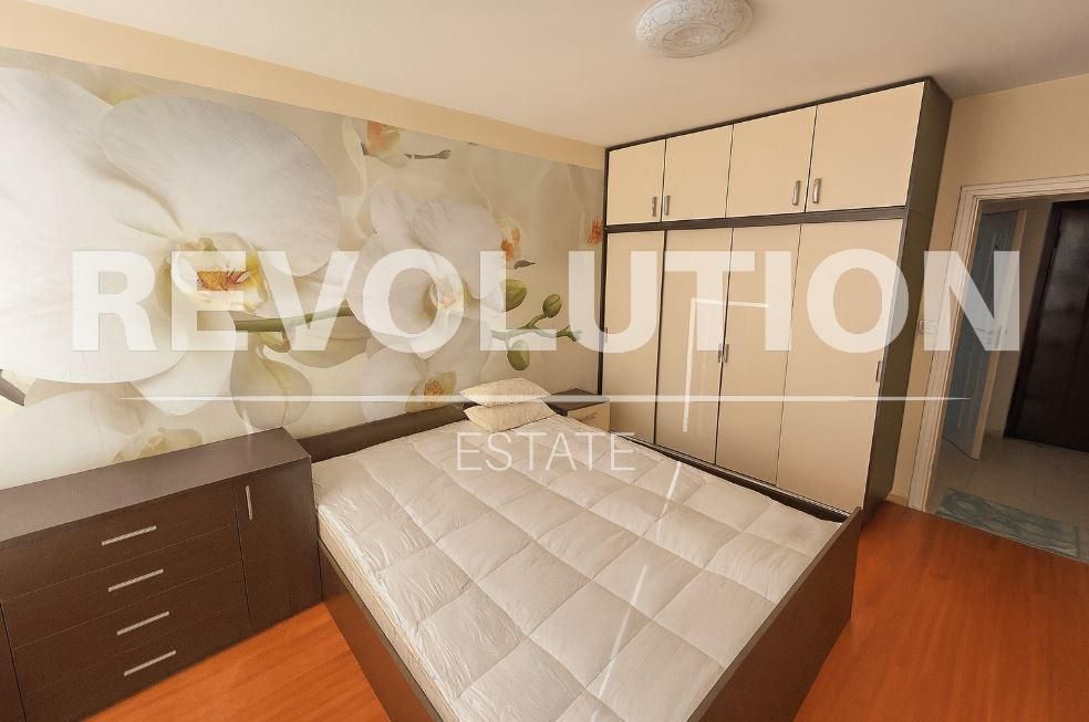 Дава се под наем Двустаен апартамент в Варна, Базар Левски - 50 кв.м за 498.27 € - Снимка #3