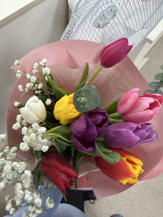 Букет цветов из тюлпанов