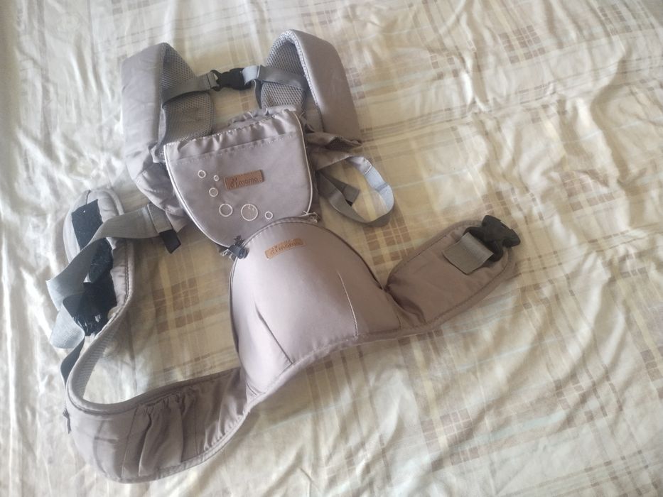 Продам детский кенгурятник
