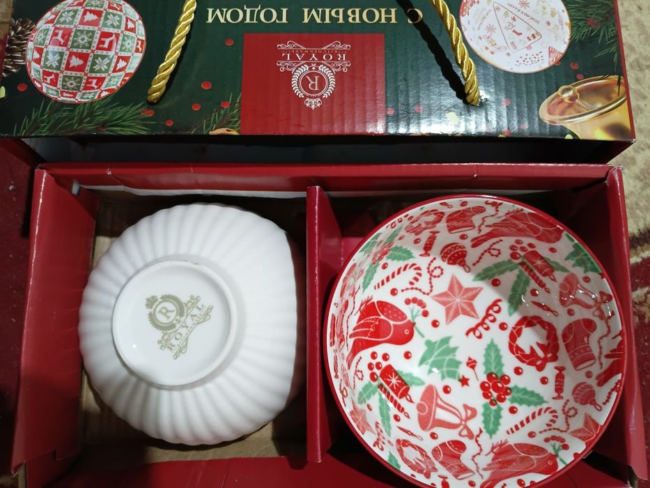 Продаю новый новогодний набор пиал(кесе) ROYAL в подарочном упаковке