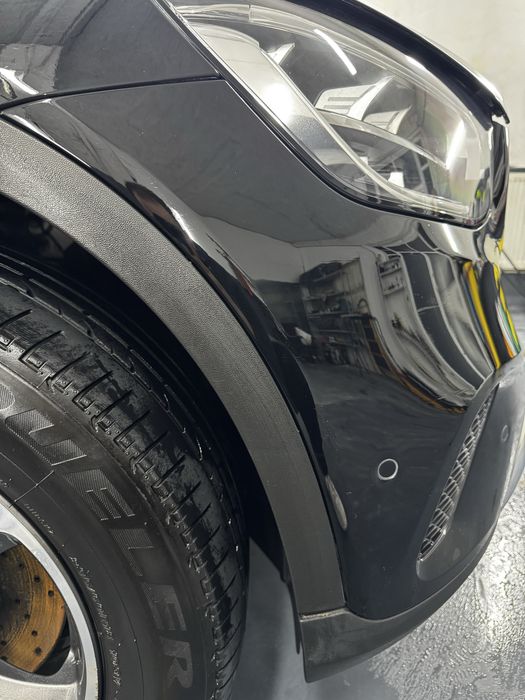 Detailing  interior si exterior