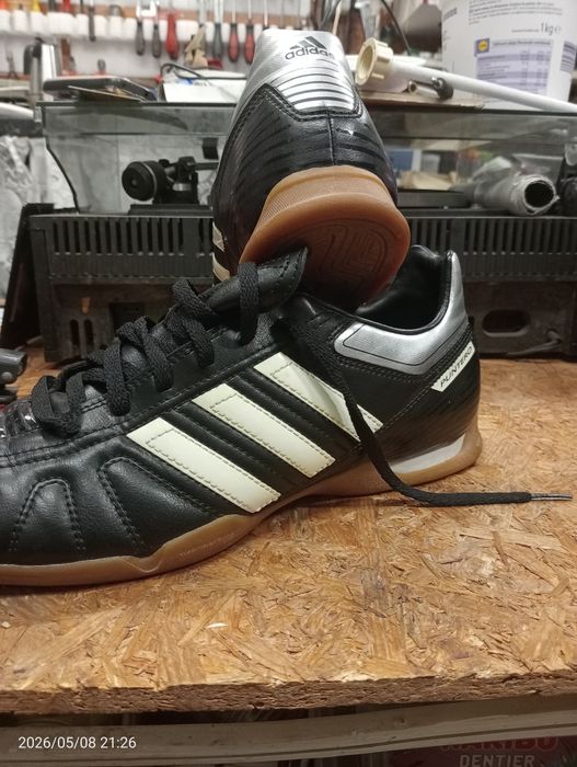 încălțăminte adidas