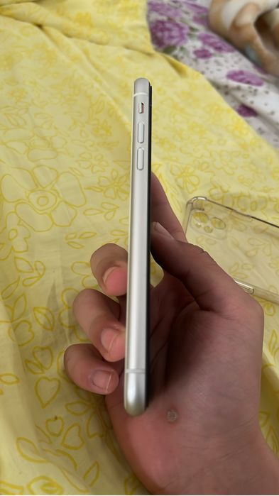 Айфон 11 обмен или продам