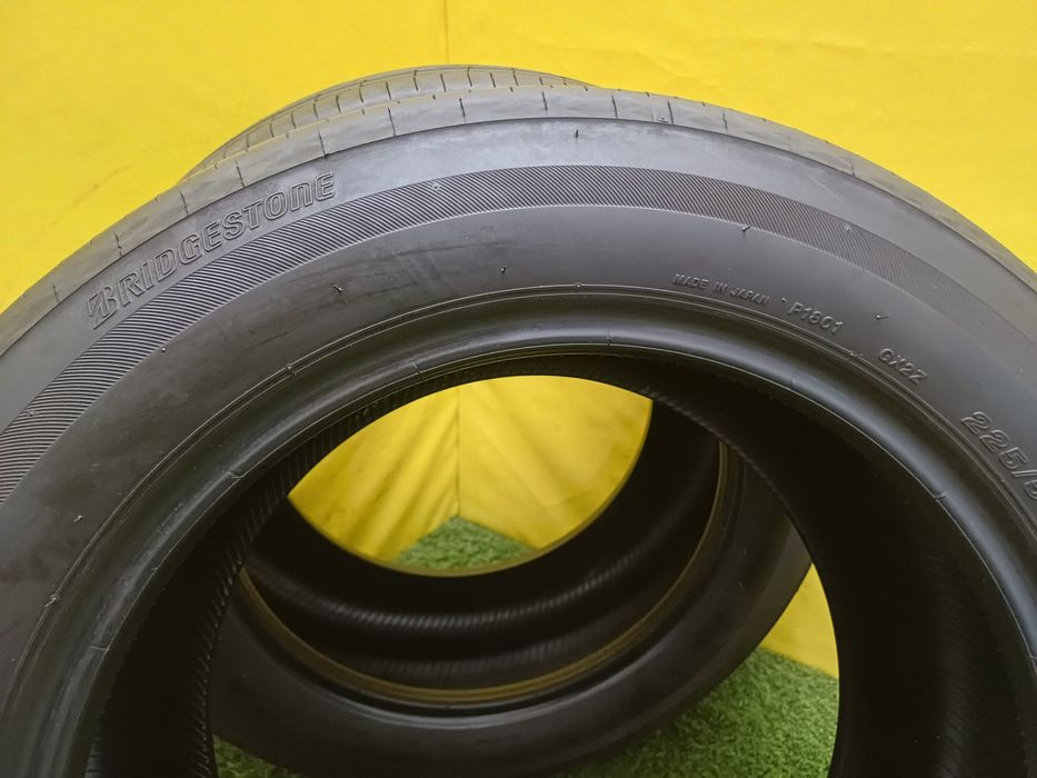 Шины 225.55 R16 пара Bridgestone