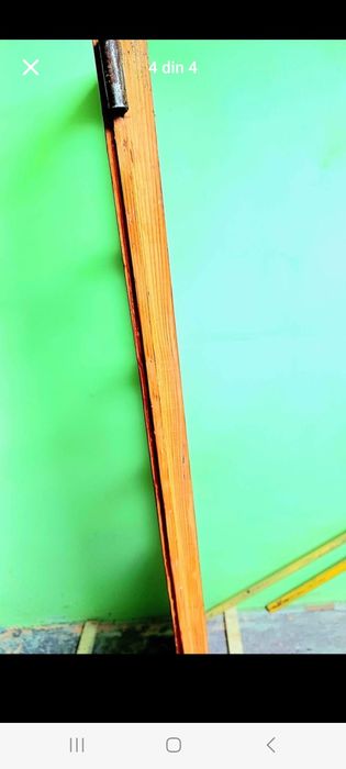 Uşă din lemn masiv cu geamuri incluse 50lei