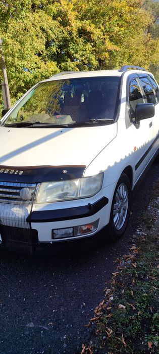 Продам Mitsubishi Chariot Grandis