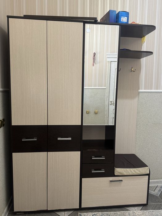 Продам прихожую бу