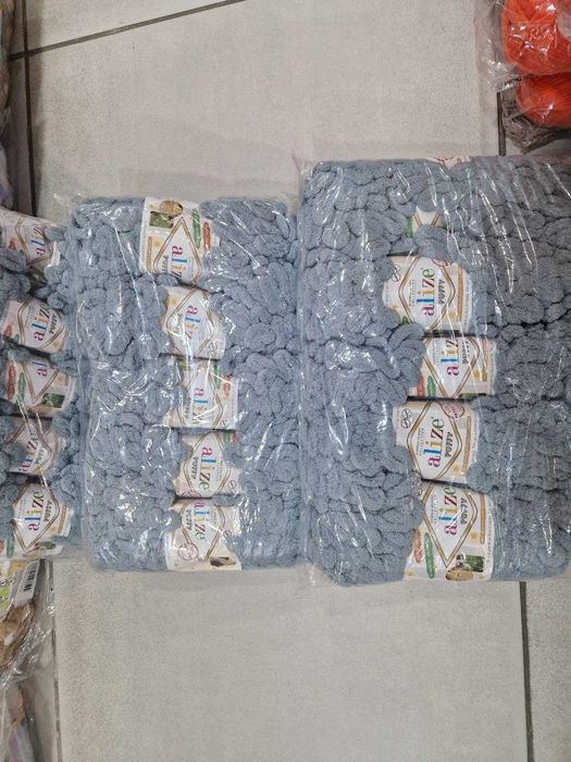 Продавам прежда ALIZE PUFFY на пакет
