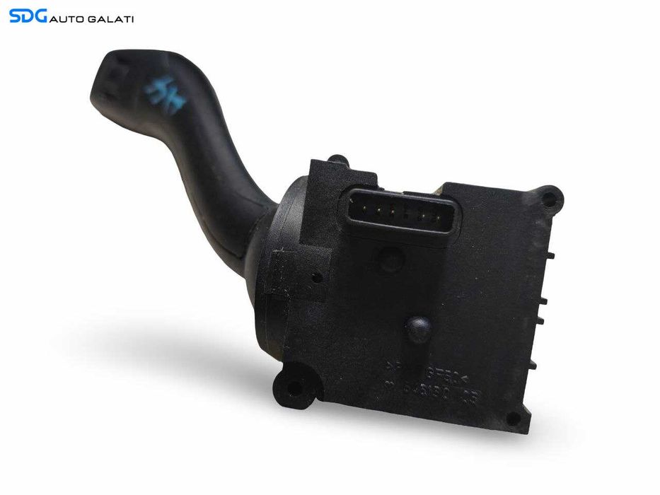 Maneta Manete Stergator Stergatoare Audi A4 B6 2001 - 2005 Cod 8E0953503 [LS0516]