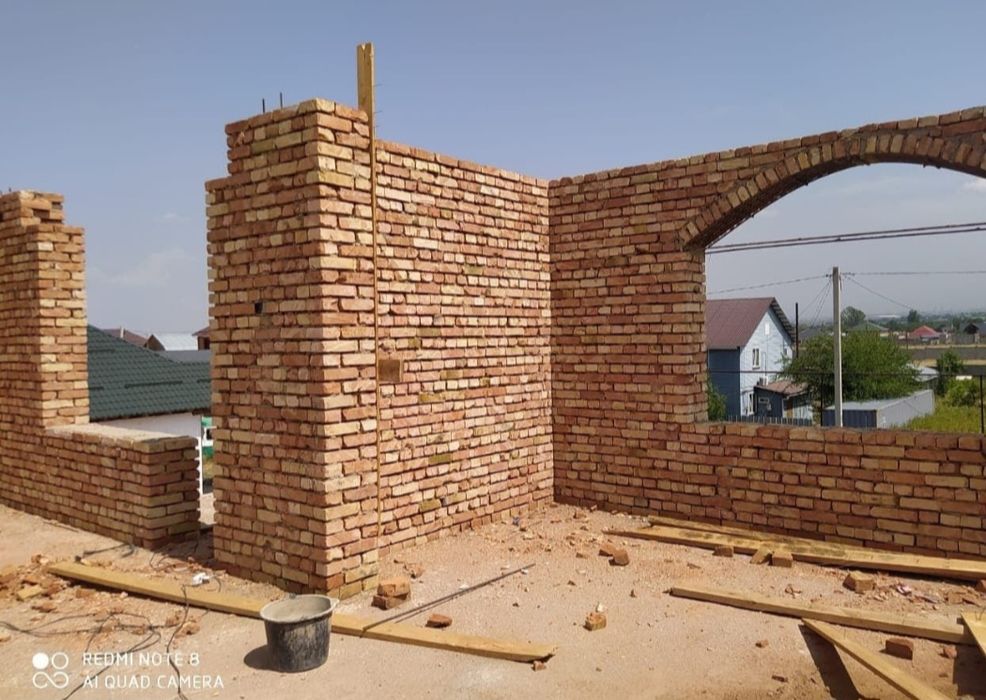 Кладка красный кирпич