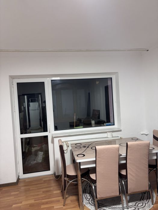 Inchiriez apartament 2 camere cu loc de parcare razboieni