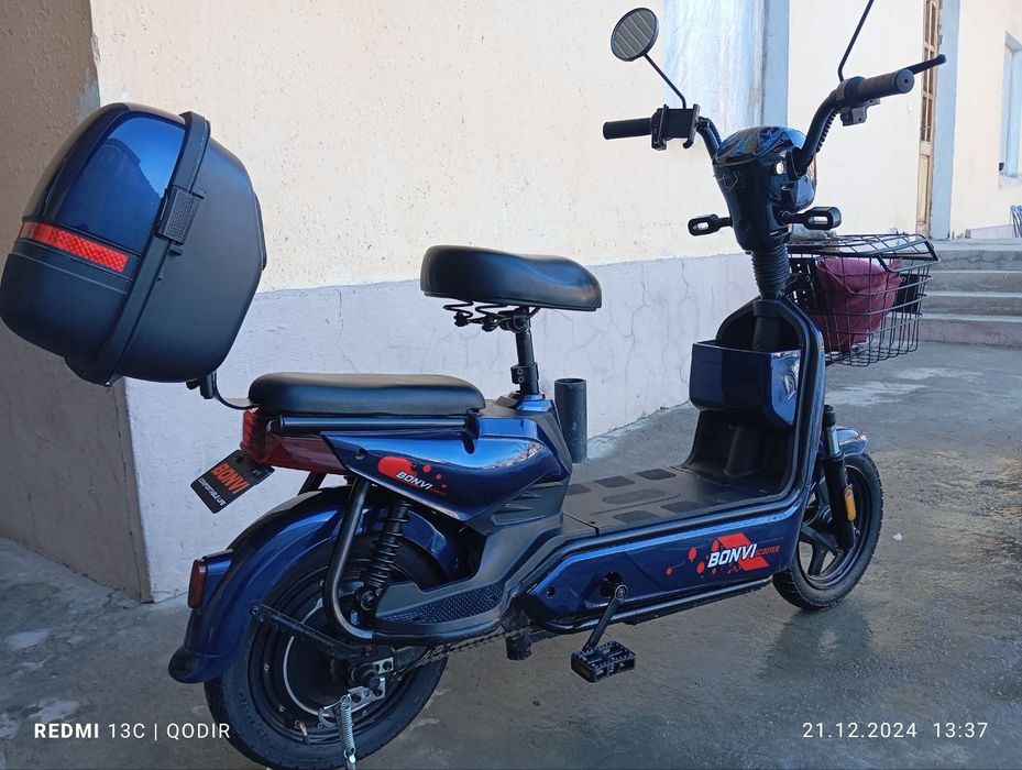 Skuter electro Bonvi