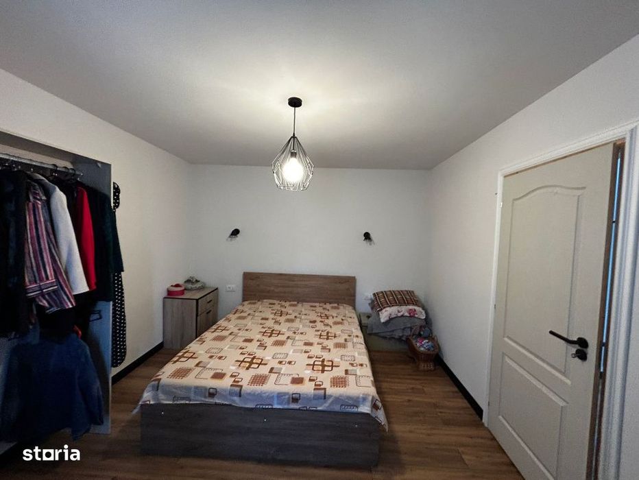 Casa D+P+M 7 camere, 313 mp utili,962 mp teren, Zona Ocolis