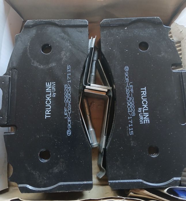 Placute de frana Volvo fh/fm/fl ani 1998-2018 3 seturi noi