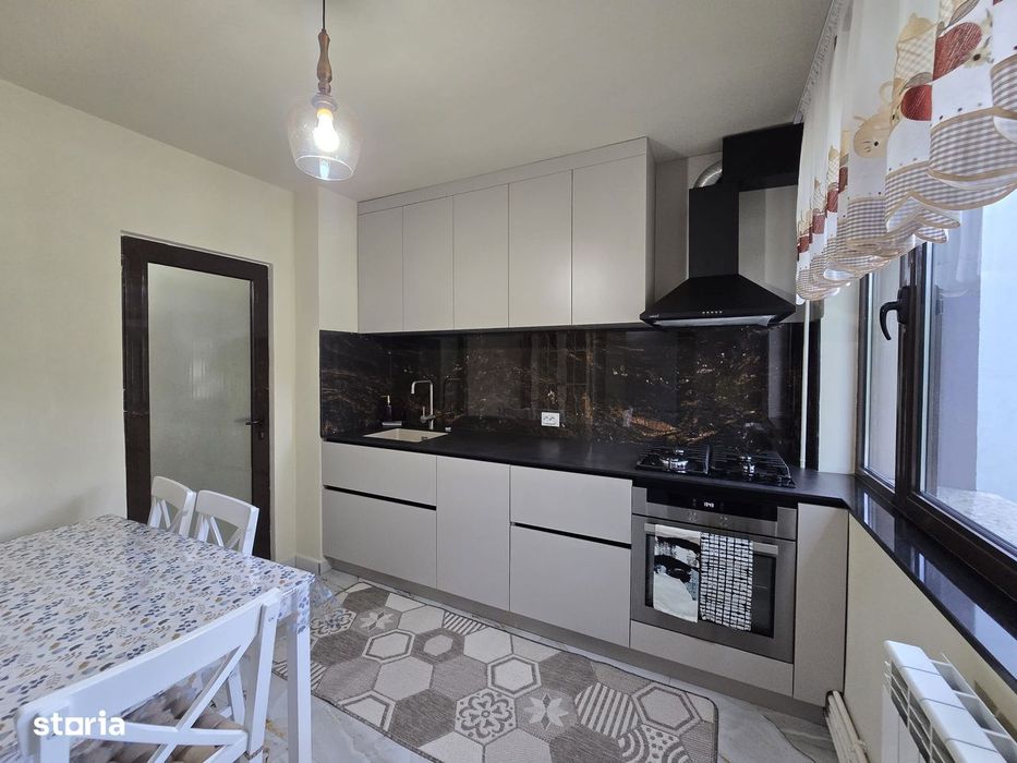 4 camere, Mazepa 1, proaspat varuit, etaj 2, mobilat si utilat
