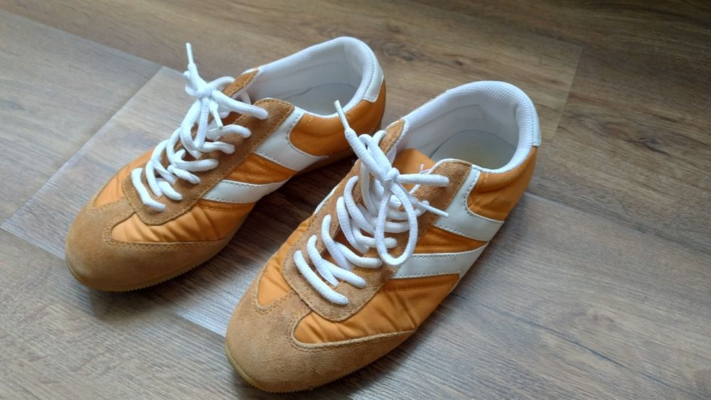 Маратонки дамски от Англия маркови