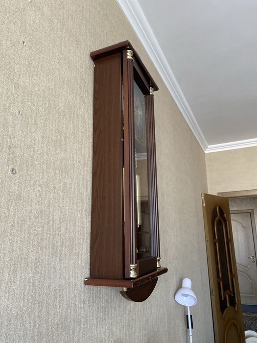 продам настенные часы корейский