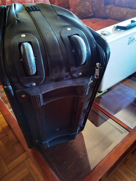 Пътна чанта, красива и практична