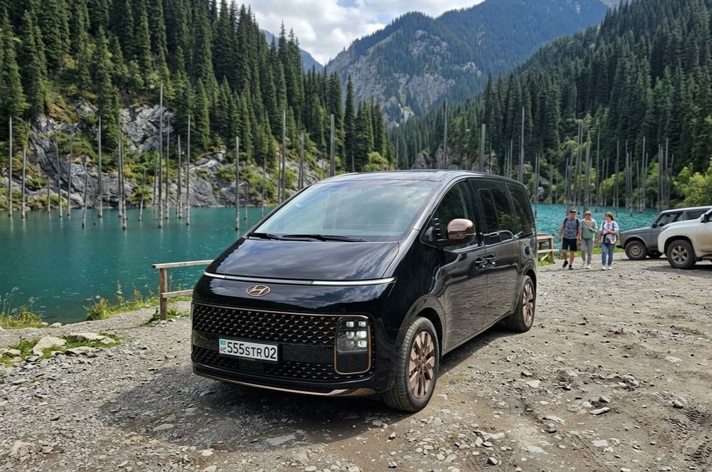 Аренда VIP минивэна Hyundai Staria 7 мест, Бизнес Трансфер Алматы